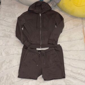H&M Men's Dark Brown Zip-Up Sweater and Matching Sweat Pants Set